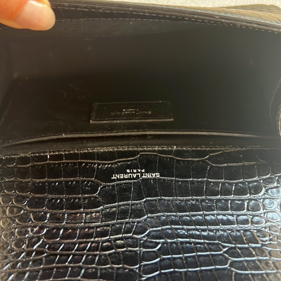 KATE SMALL CHAIN BAG WITH TASSEL IN EMBOSSED SHINY LEATHER - Picture 7 of 13